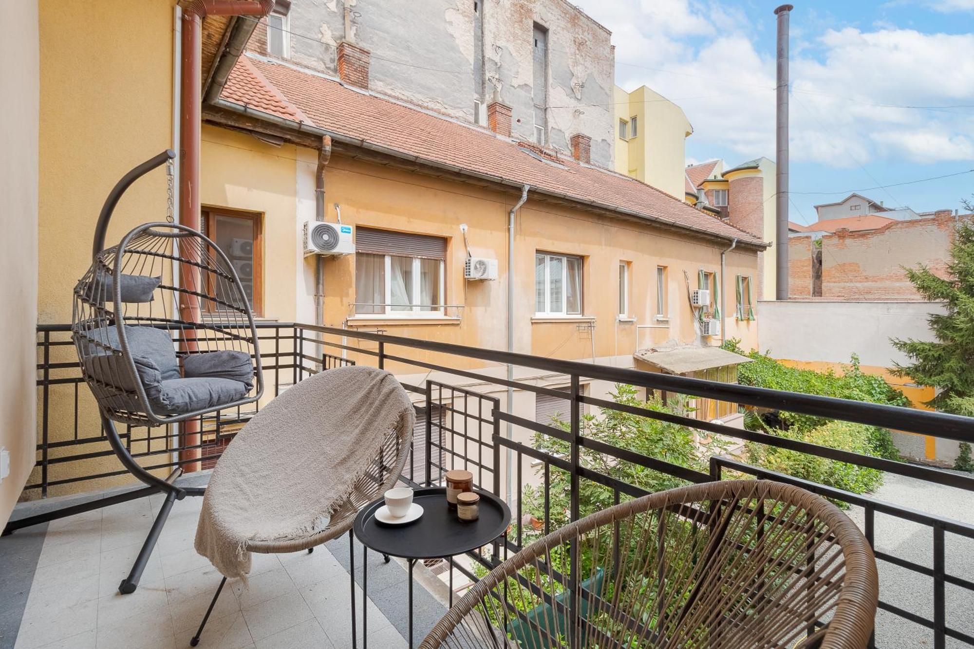 Oasis Rooms Oradea Zewnętrze zdjęcie